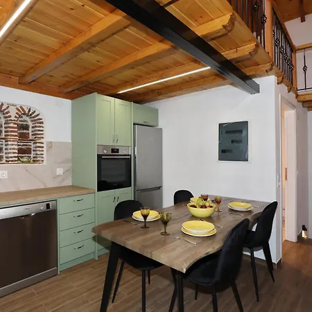 Stella's House Main 아파트 *